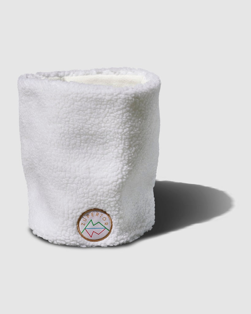 Zuperior hvit teddyfleece neck